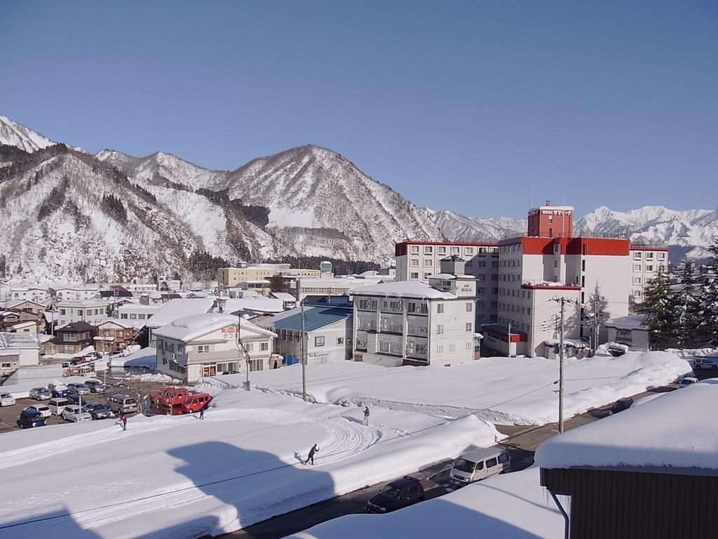 Hotel New Mondo Yuzawa  Exterior photo